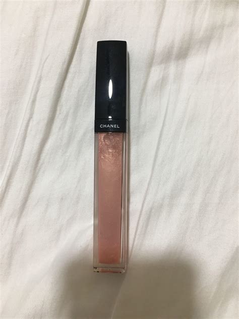 CHANEL Aqualumiere Lipshine 